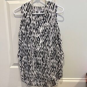 Black and White Zigzag Women's MATERNITY Nursing Tunic Top